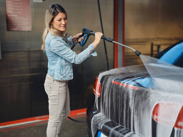 Best Roof Power Washing Services  in Shannondale, WV